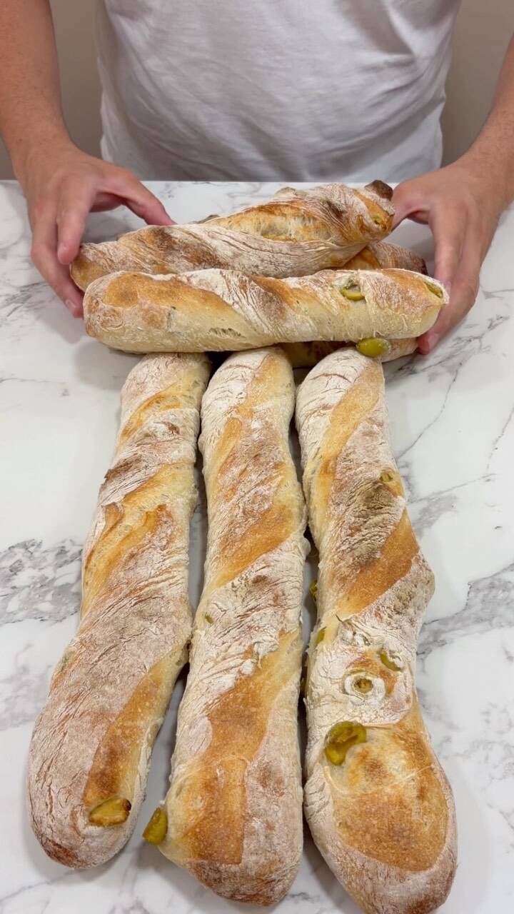 Pan de aceitunas y romero, método sin amasar recipe thumbnail