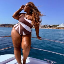 Miss Mo